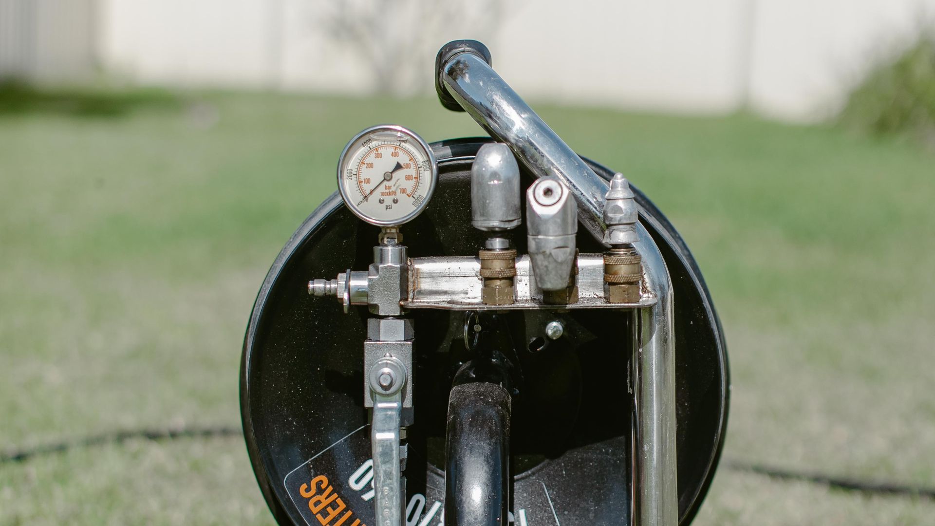 High pressure drain jetting unit on a Newcastle job